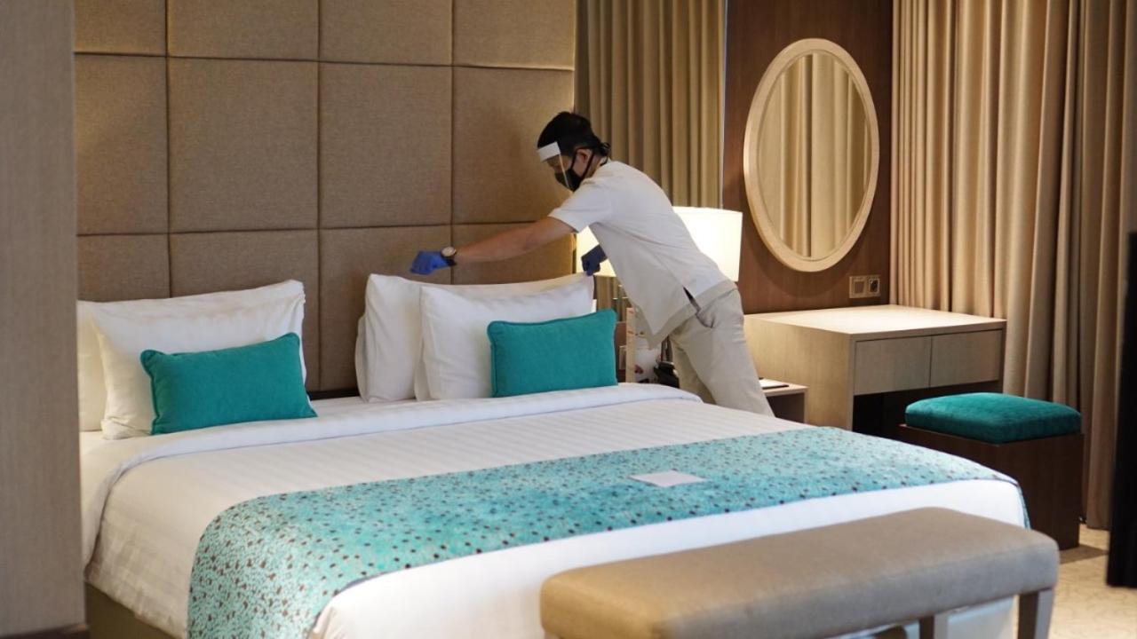 BW Luxury Hotel Jambi Exterior foto